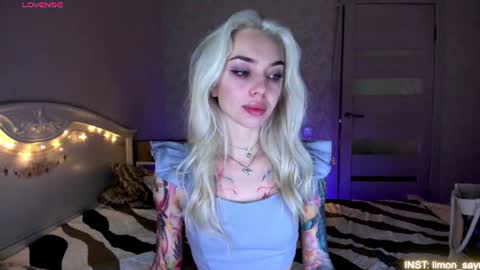 Snapshot of lillimooore chatting on July 2026 10:57:02 PM LilliMoore online show from July 2026 10:57:02 PM