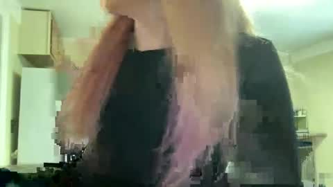 lilly_adams88 online show from July 2026 10:14:01 PM