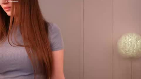 Lilly Colins online show from January 2025 02:52:02 PM