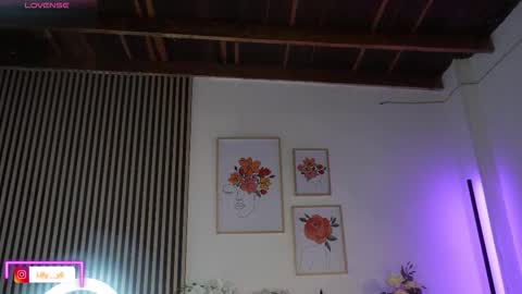 Sofia online show from March 2026 01:28:01 PM