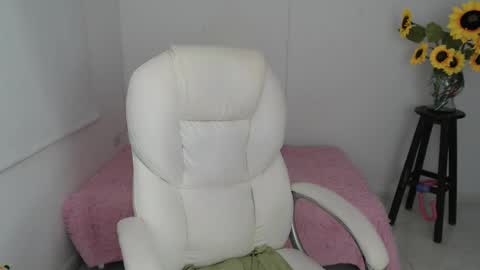 Lilly online show from November 2025 01:17:02 PM