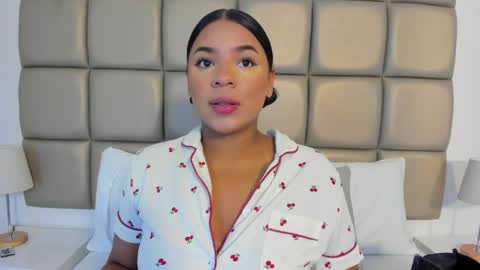 Lilly  online show from May 2026 03:34:01 AM