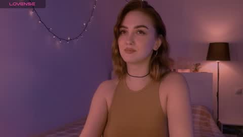 Snapshot of lillyfarey chatting on November 2025 06:40:02 PM LillyFarey online show from November 2025 06:40:02 PM