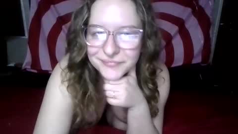 LilPies  online show from February 2025 04:20:01 AM