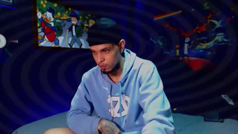 Snapshot of lilray99 chatting on December 2025 01:48:02 AM ONLYFANS online show from December 2025 01:48:02 AM