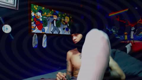 Snapshot of lilray99 chatting on December 2025 08:47:02 PM ONLYFANS online show from December 2025 08:47:02 PM