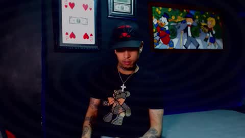 Snapshot of lilray99 chatting on December 2025 10:59:02 PM ONLYFANS online show from December 2025 10:59:02 PM