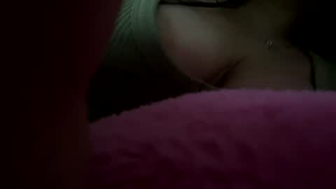 liluu_lovee online show from July 2026 07:05:02 PM