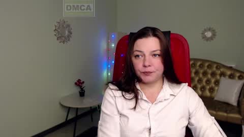 Lily online show from December 2024 05:00:01 AM