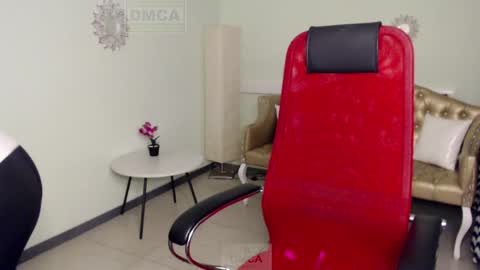 Lily online show from December 2024 11:19:01 AM