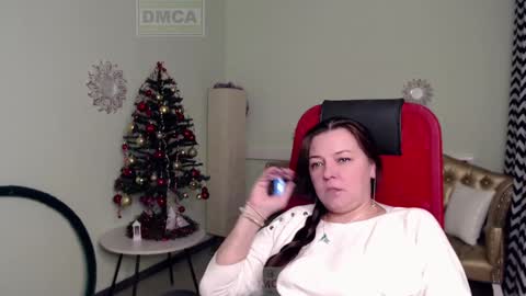 Lily online show from December 2024 04:43:01 AM