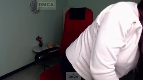 Lily online show from February 2025 08:26:02 AM