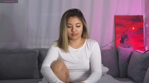 Snapshot of lily_foster_ chatting on January 2025 05:06:02 AM Lily online show from January 2025 05:06:02 AM