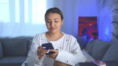 Lily online show from February 2025 05:47:01 AM