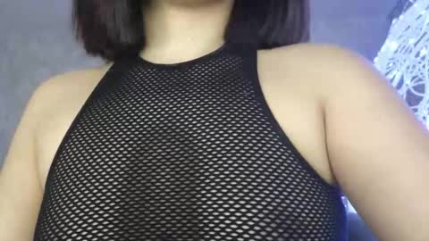 Lily online show from November 2025 11:07:01 AM