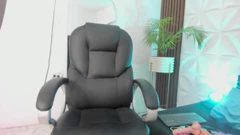 Snapshot of lily_johnson1 chatting on September 2025 01:15:01 PM Lili online show from September 2025 01:15:01 PM