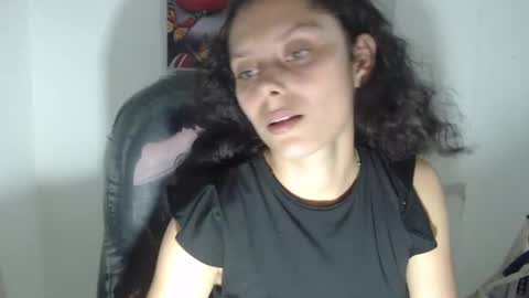 LILY online show from October 2025 07:21:01 PM