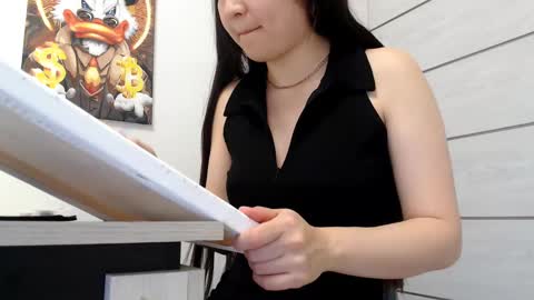 Snapshot of lily_litle chatting on December 2024 10:08:02 PM Lily Litle online show from December 2024 10:08:02 PM