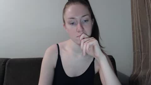 Snapshot of lily_love_x chatting on March 2026 01:47:01 AM lily_love_x online show from March 2026 01:47:01 AM
