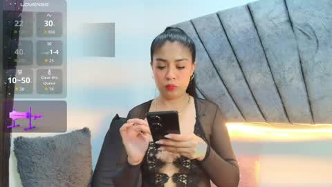 Snapshot of lily_meghan chatting on June 2026 08:14:02 PM LILY MEGHAN online show from June 2026 08:14:02 PM