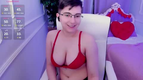 Snapshot of lily_merlin chatting on February 2025 03:28:02 PM Lily online show from February 2025 03:28:02 PM
