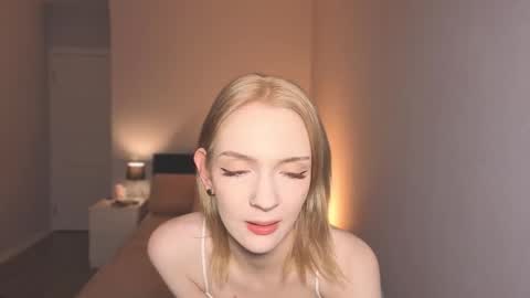 Lily online show from March 2026 10:24:02 PM