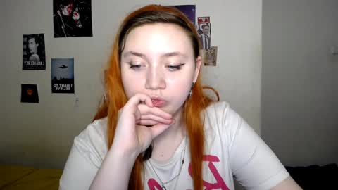 Snapshot of lily_shamy chatting on January 2025 05:26:02 AM Alice online show from January 2025 05:26:02 AM
