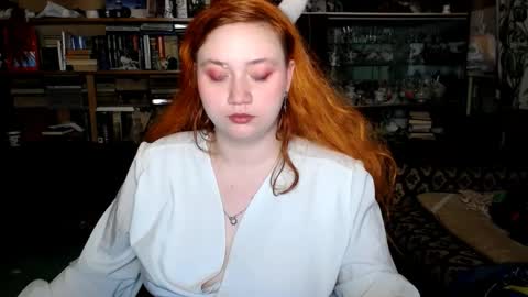 Snapshot of lily_shamy chatting on September 2025 04:10:02 PM Alice online show from September 2025 04:10:02 PM