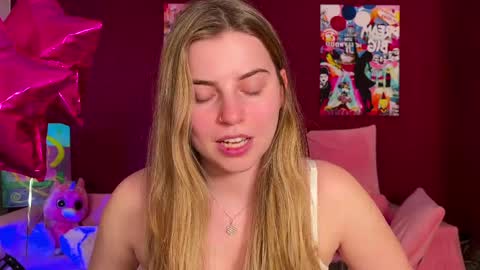 Lily online show from May 2026 05:39:01 PM