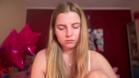 Lily online show from May 2026 06:46:02 PM