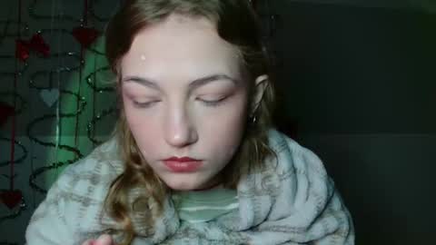 small lily online show from January 2026 07:03:01 AM