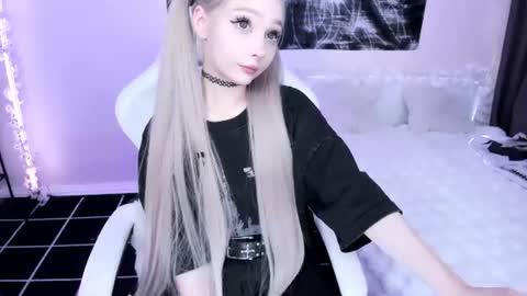 Lily online show from June 2026 02:32:02 AM