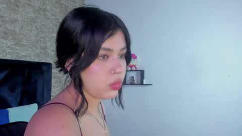 Snapshot of lily_woodz chatting on November 2025 07:19:02 PM LilyWoodz online show from November 2025 07:19:02 PM