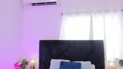 LilyWoodz online show from April 2026 07:07:01 PM