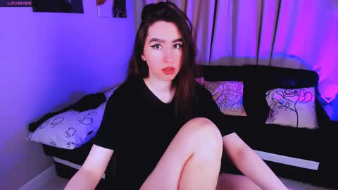 LILY online show from February 2025 08:57:02 AM