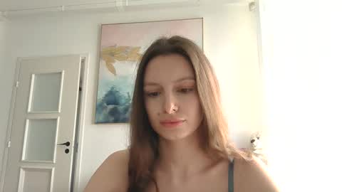 lilycandy_ online show from May 2026 10:35:01 AM