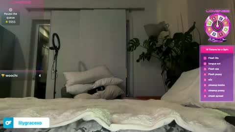Snapshot of lilygracexoxo chatting on February 2026 05:15:01 AM Lily Grace online show from February 2026 05:15:01 AM