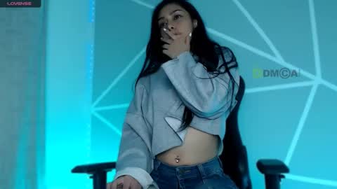 Liliana louise online show from January 2025 05:37:01 AM