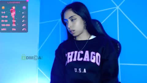 Liliana louise online show from September 2025 02:49:02 PM