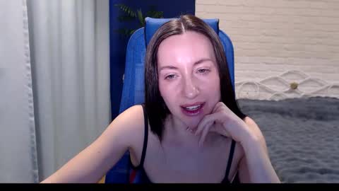 Lily online show from December 2025 05:27:01 AM