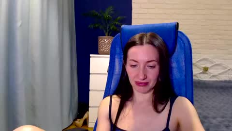 Lily online show from April 2026 05:10:01 AM