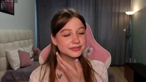 Lily online show from June 2026 09:01:02 AM