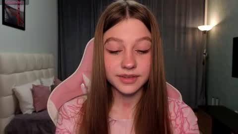 Lily online show from June 2026 10:35:01 PM