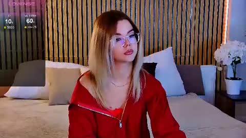 Snapshot of lilyrabbit chatting on June 2026 10:15:01 AM Rose online show from June 2026 10:15:01 AM