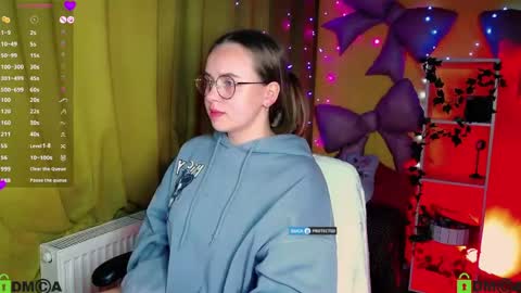 Lily online show from April 2026 04:09:02 PM