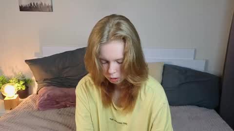 Snapshot of lilytways chatting on May 2026 07:30:02 PM Julie online show from May 2026 07:30:02 PM
