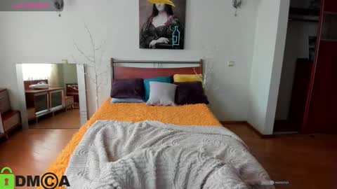 Hi Im Lily online show from February 2026 08:42:01 AM