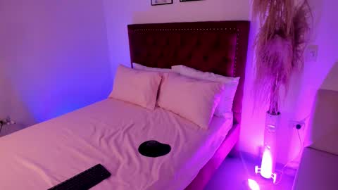   online show from February 2026 12:34:02 PM