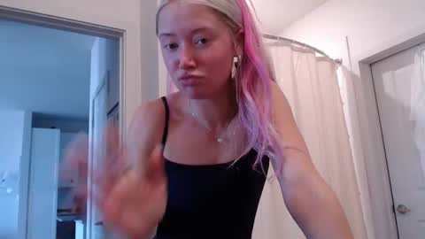 Lily Monroe online show from November 2025 06:24:02 PM