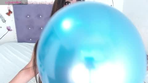 Lin  online show from April 2026 10:54:02 PM